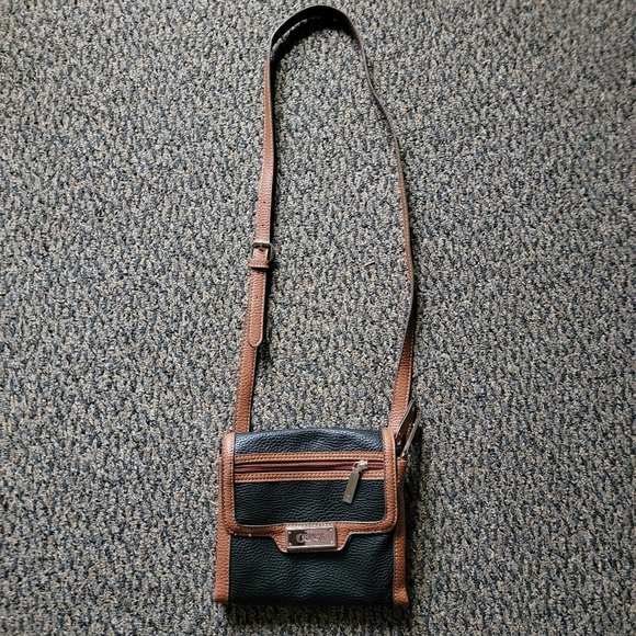 Chaps Ralph Lauren Black and Brown Pebbled Leather Crossbody Bag - Picture 2 of 9